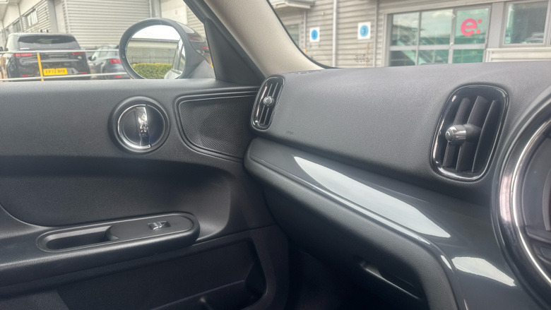 MINI Countryman 1.5 Cooper Classic 5dr Auto Petrol Hatchback